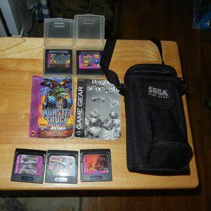 SEGA Game Gear 5 Video Games - Sonic, Munster Trucks, Battletank, ++ Carry case